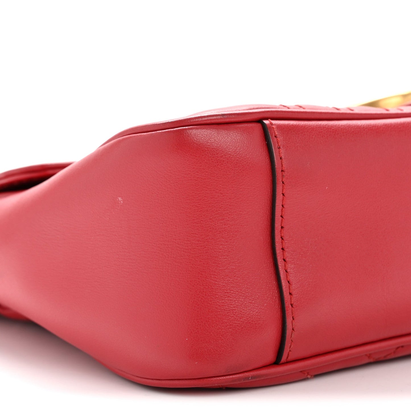 Calfskin Matelasse Small GG Marmont Shoulder Bag Hibiscus Red