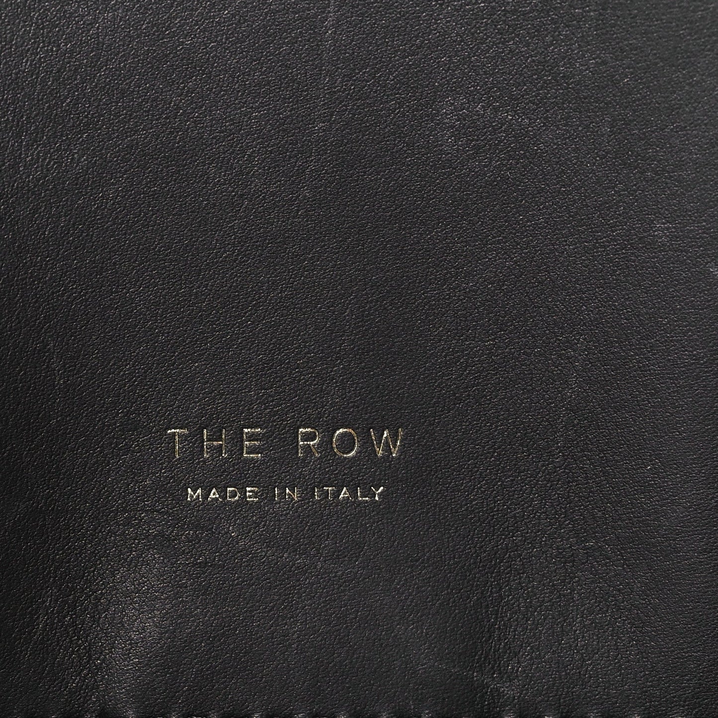 Polished Saddle Calfskin Soft Margaux 17 Black