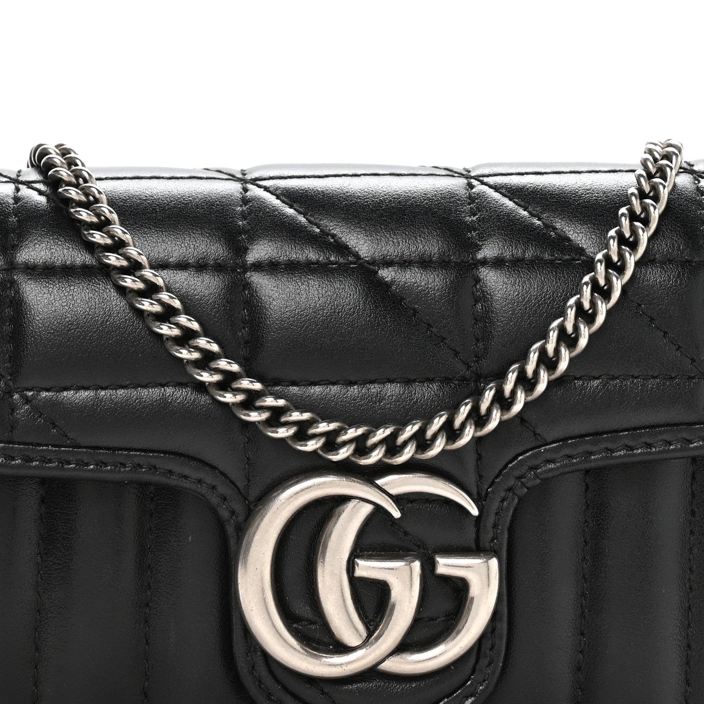 Calfskin Matelasse Aria Super Mini GG Marmont Shoulder Bag Black