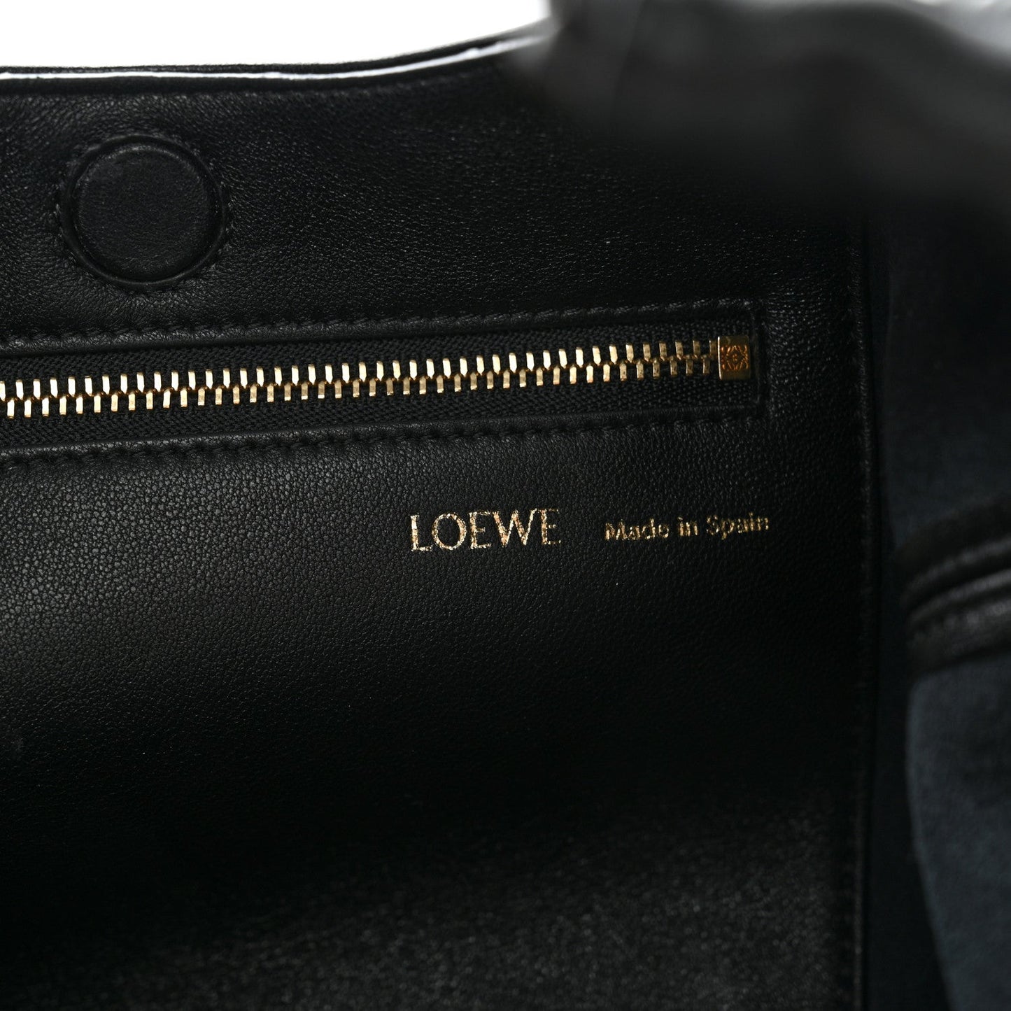 Mellow Nappa Small Monochrome Squeeze Bag Black
