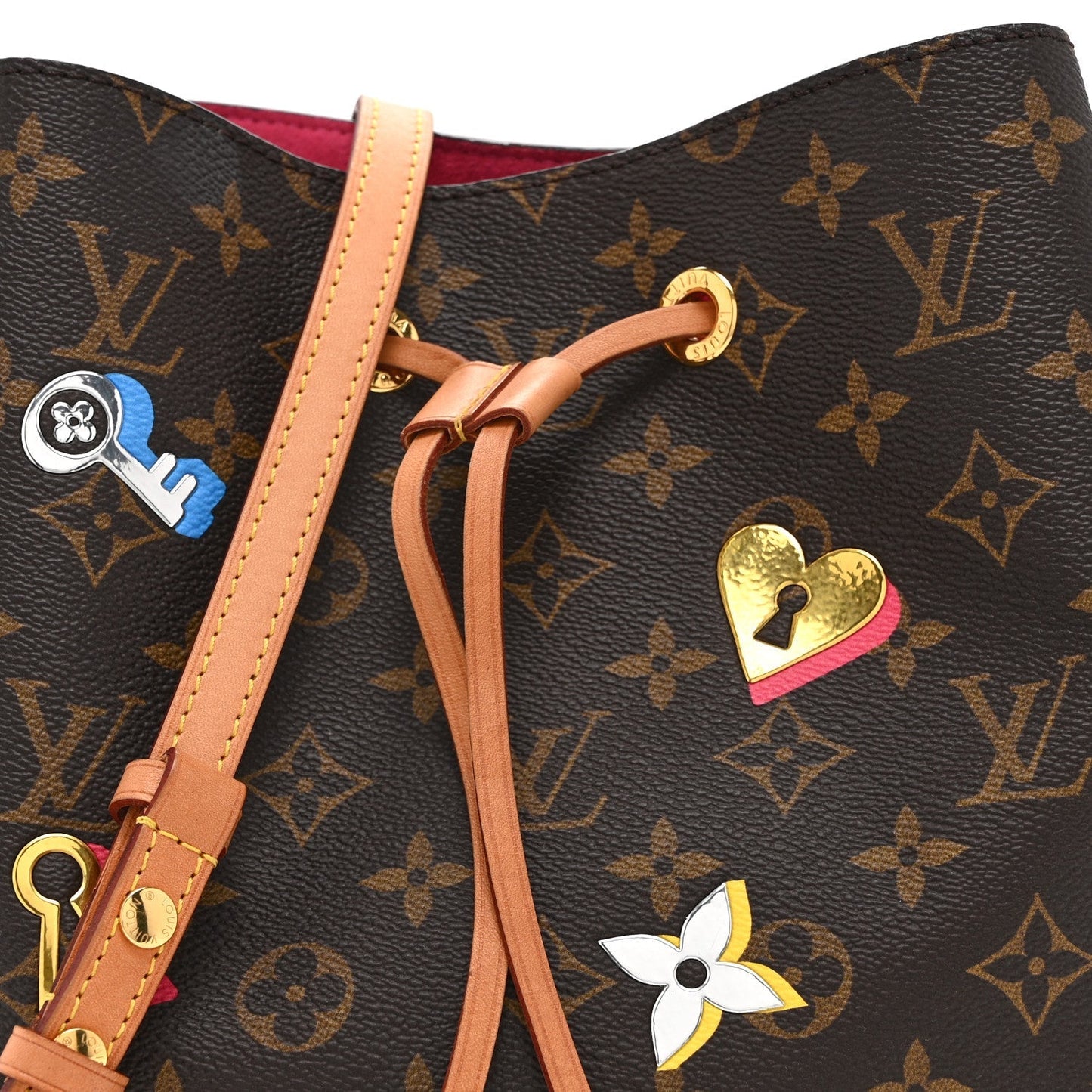 Monogram Love Lock Neonoe