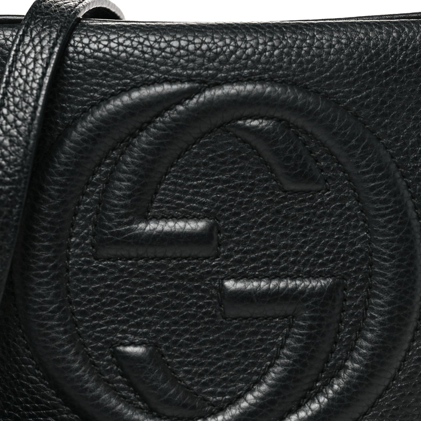 Pebbled Calfskin Small Soho Disco Bag Black