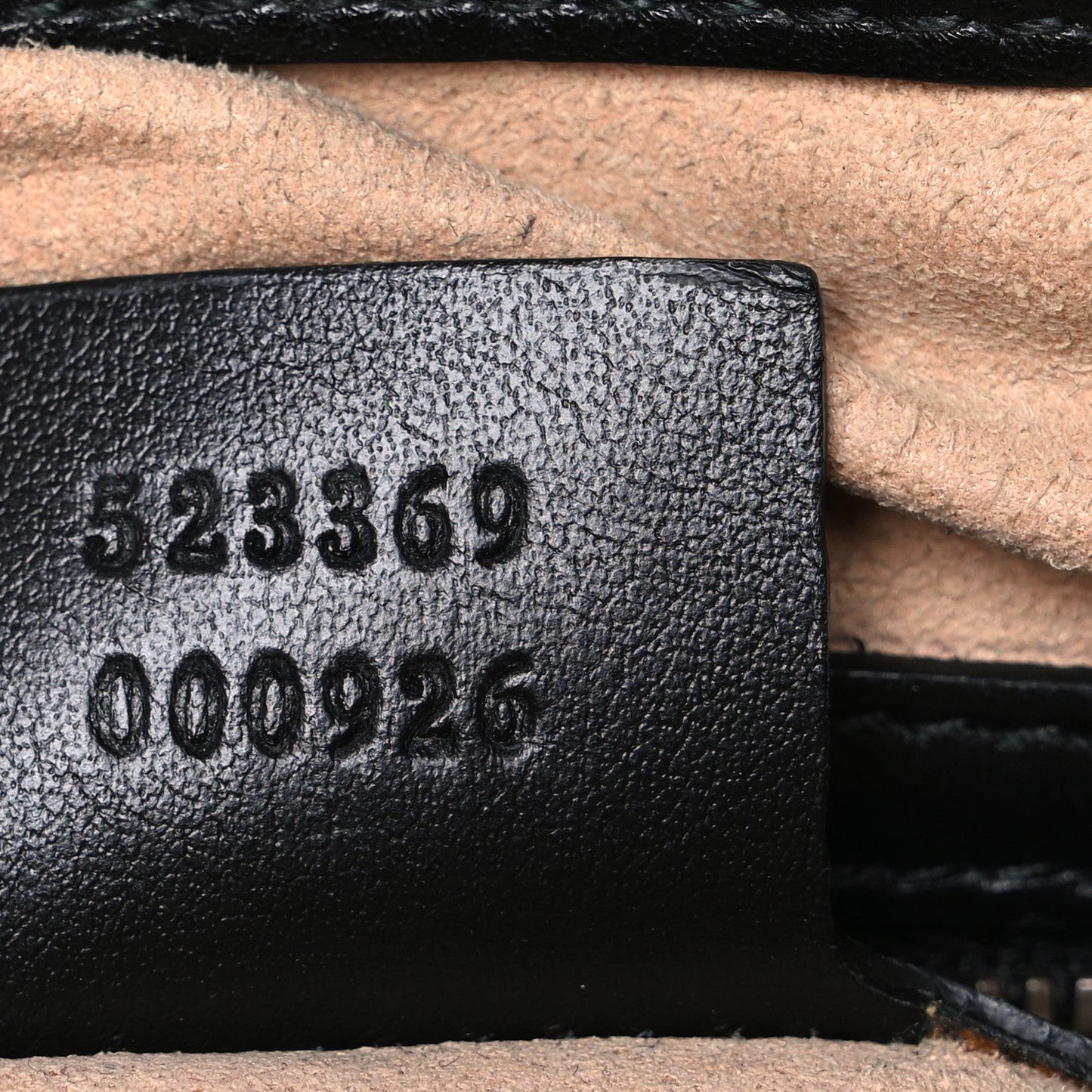 Calfskin Matelasse GG Marmont Flat Messenger Bag Black