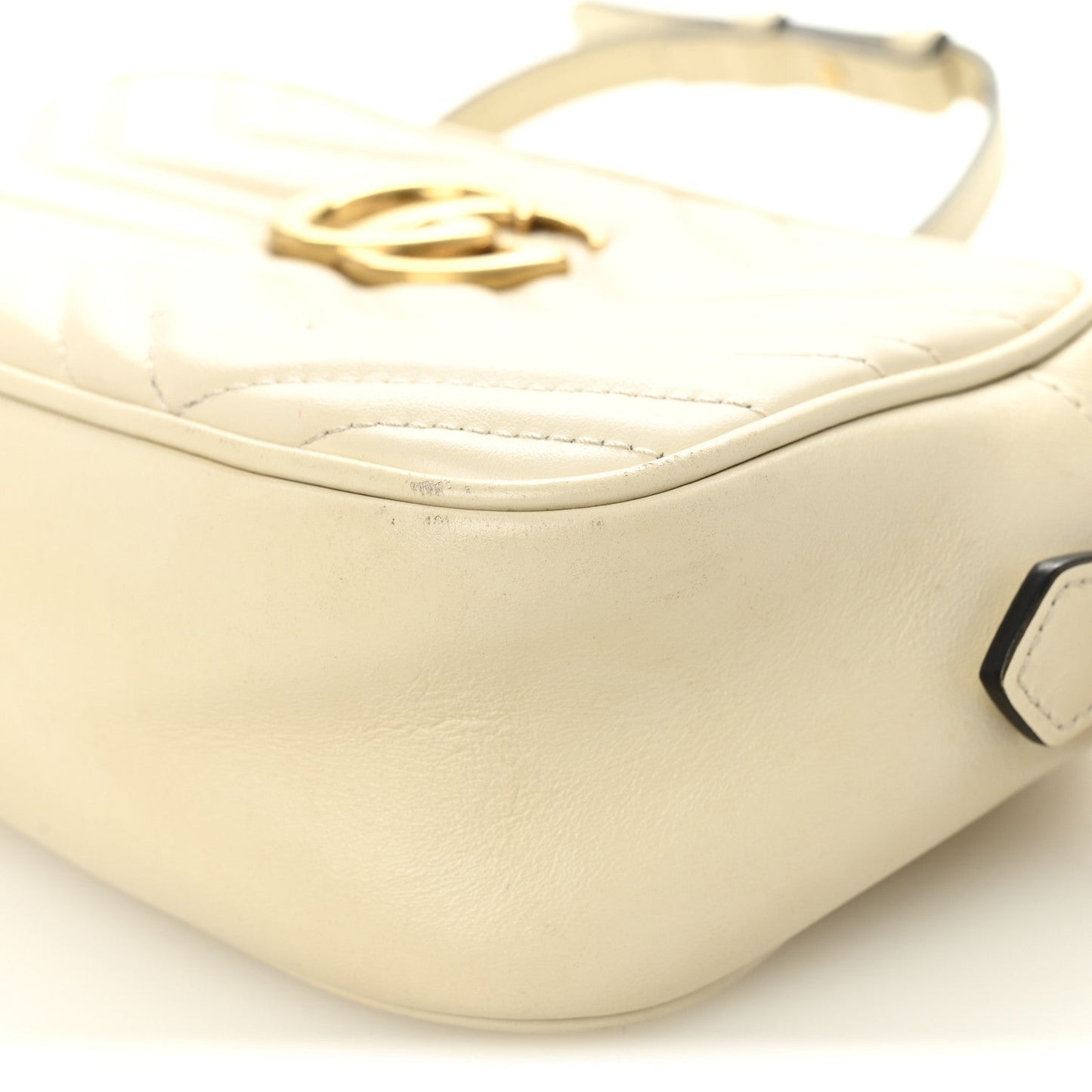 Calfskin Matelasse Small GG Marmont Chain Shoulder Bag White