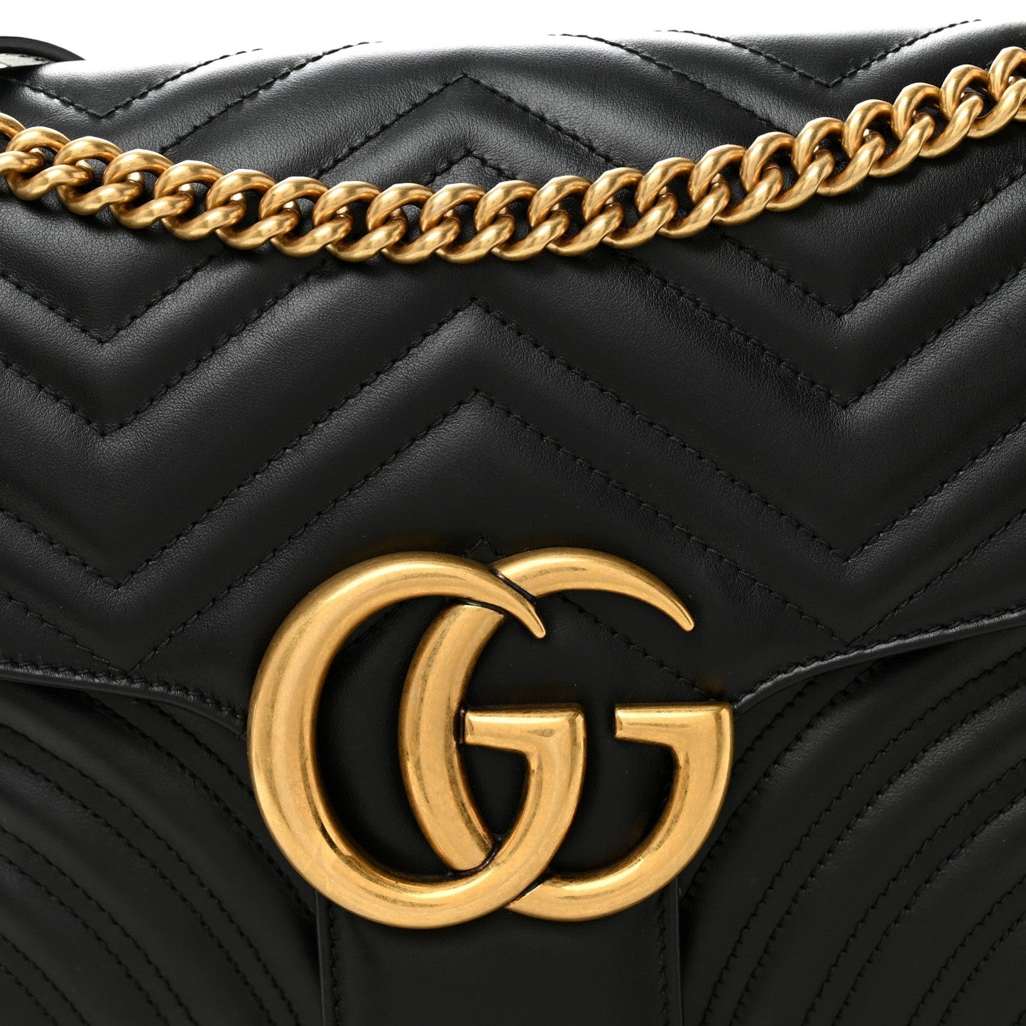 Calfskin Matelasse Medium GG Marmont Shoulder Bag Black