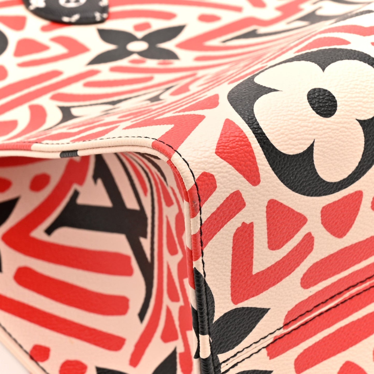 Monogram Giant Crafty Onthego GM Creme Rouge Black