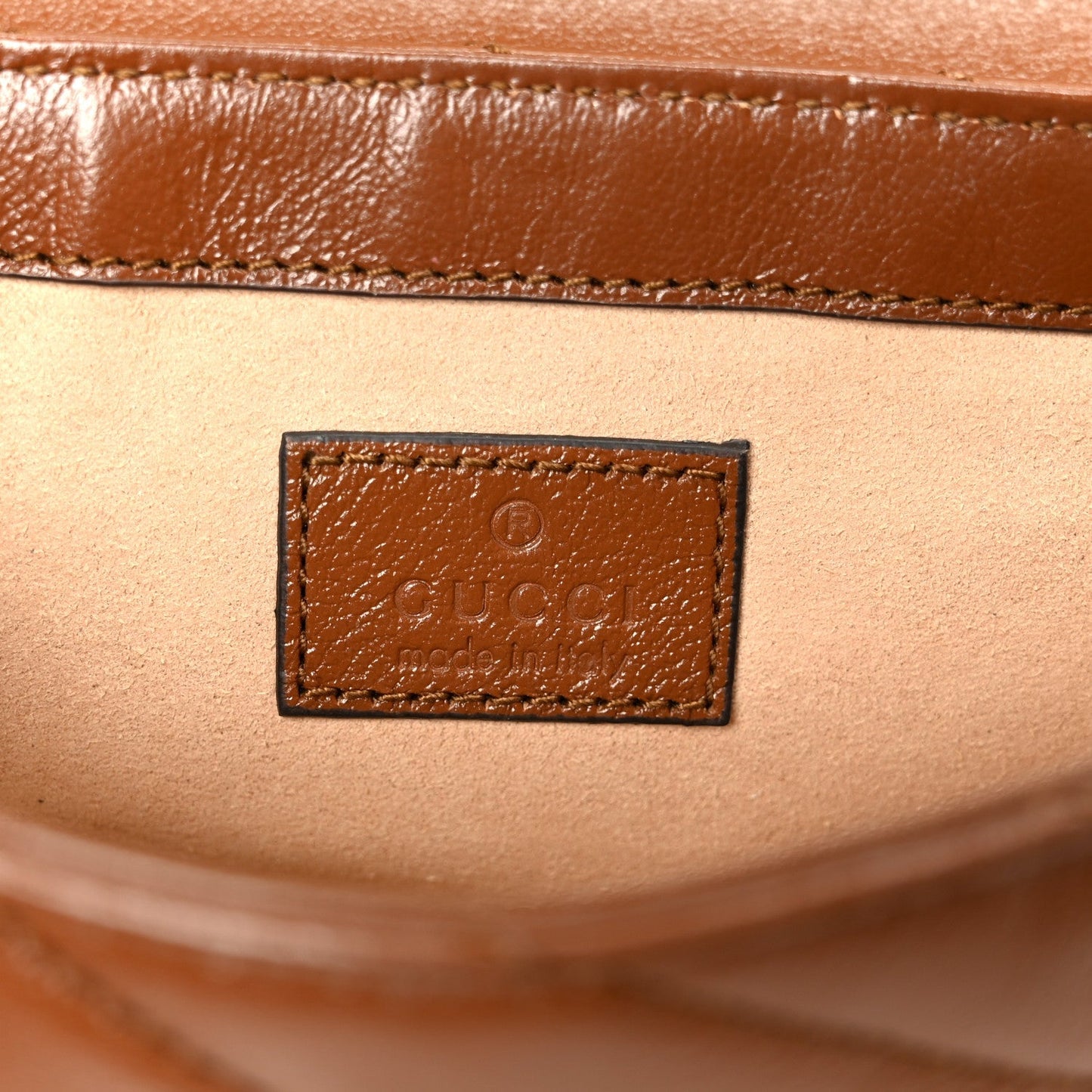Azalea Calfskin Matelasse Diagonal Super Mini GG Marmont Shoulder Bag Cuir