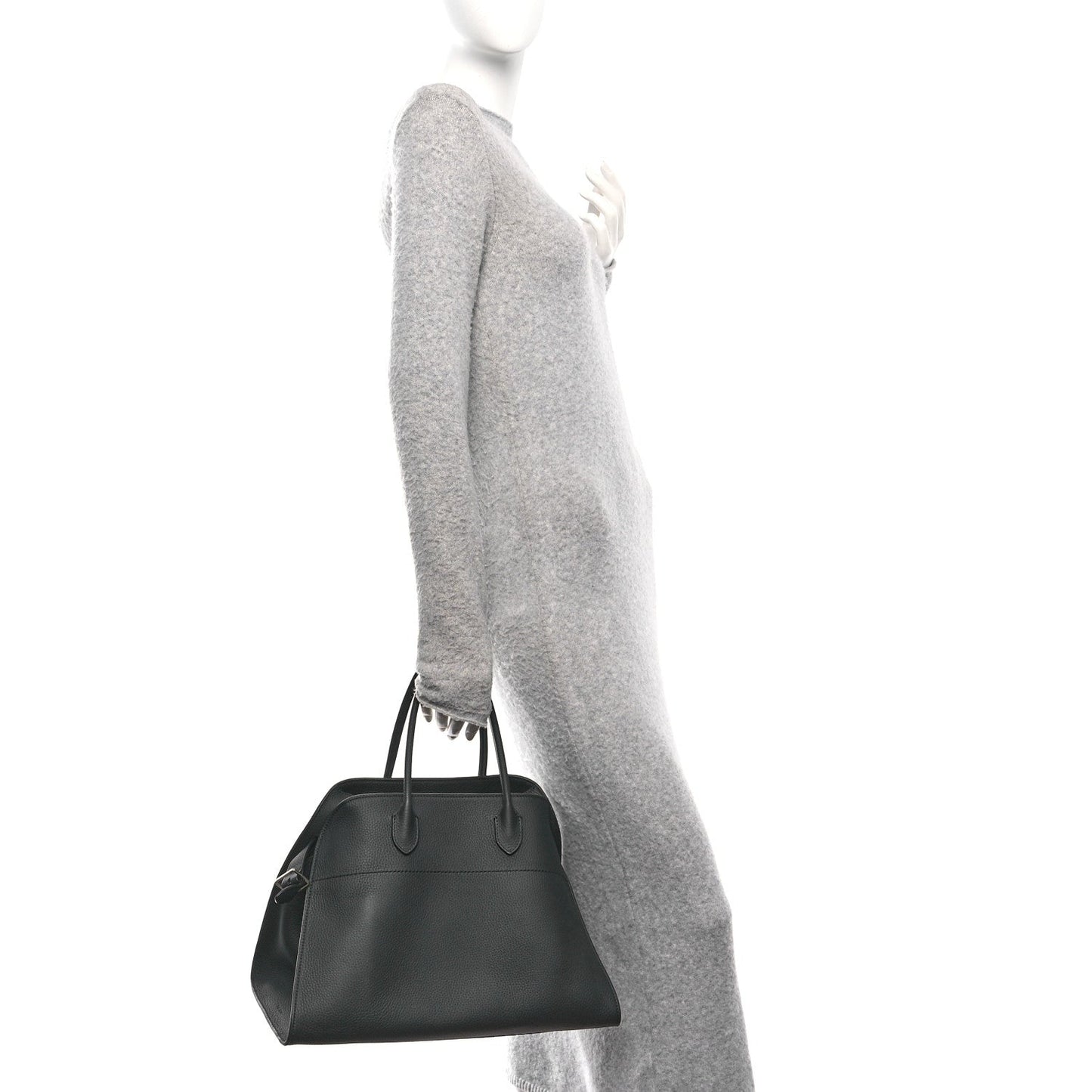 Matte Grained Calfskin Soft Margaux 15 Black