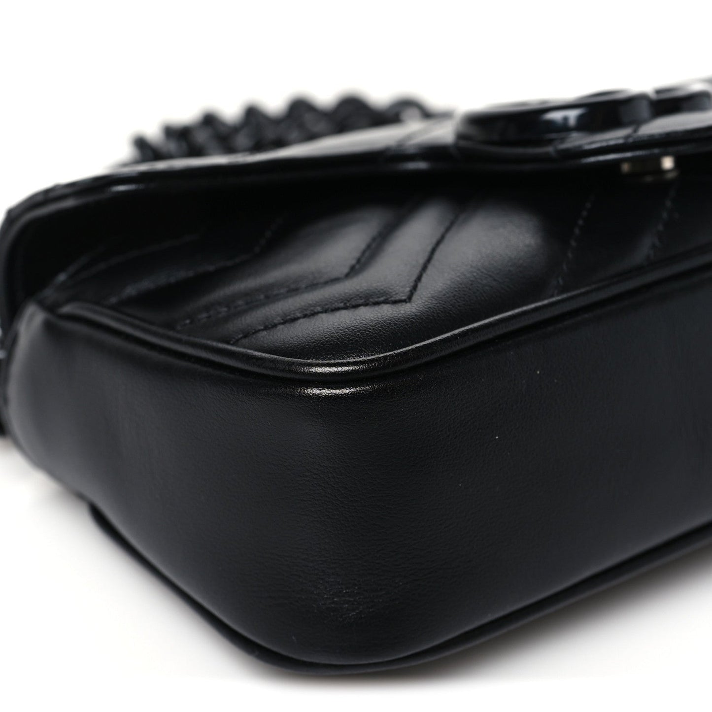 Calfskin Matelasse Monochrome GG Marmont Chain Belt Bag Black