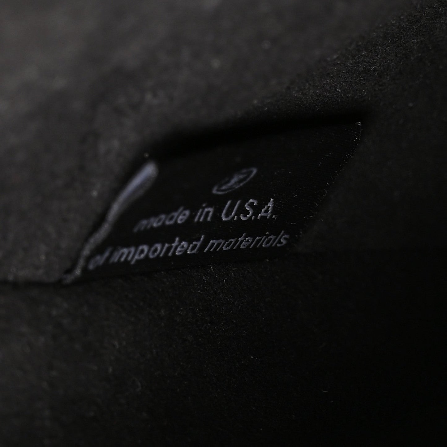 Reverse Monogram Pochette Metis