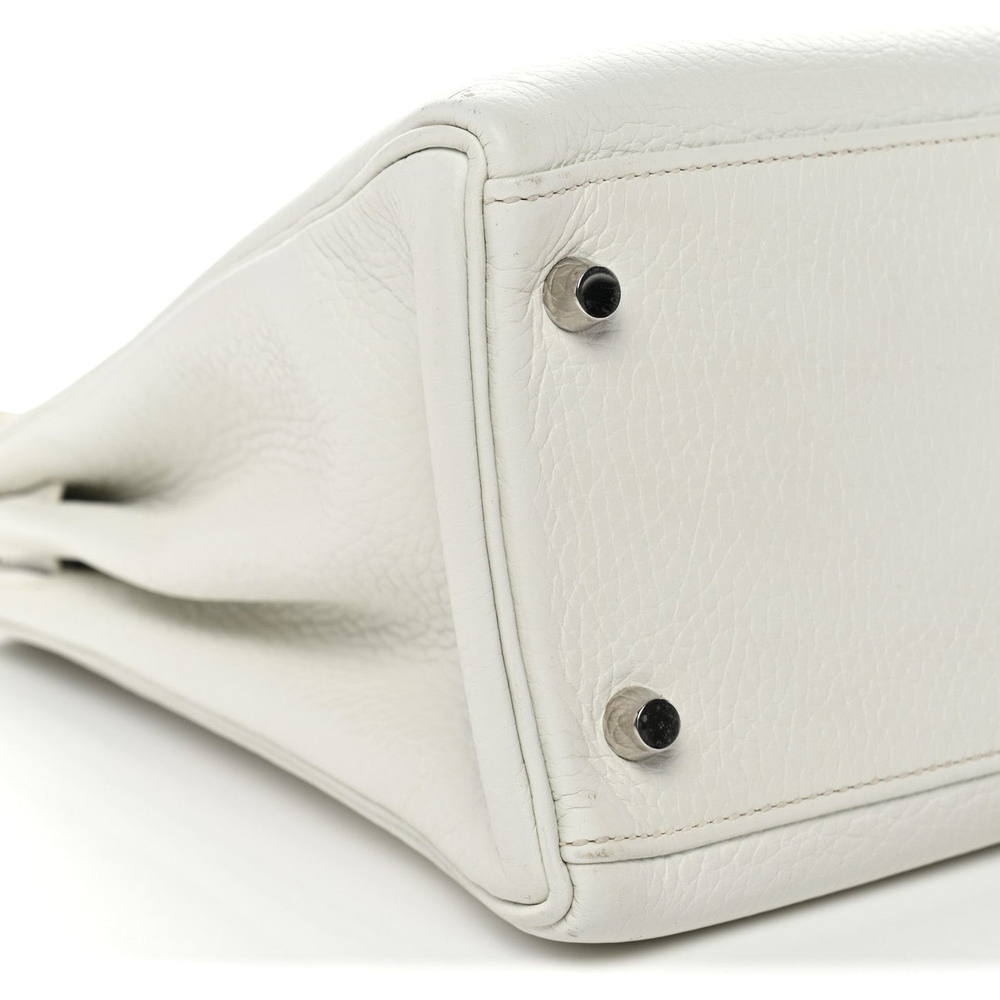 Taurillon Clemence Kelly Retourne 32 White