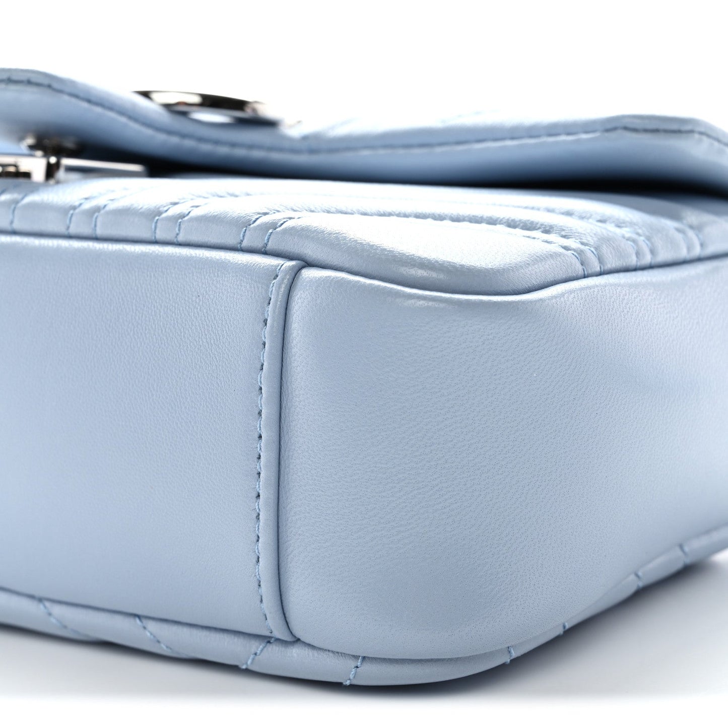Lambskin Matelasse Small GG Marmont Shoulder Bag Porcelain Light Blue