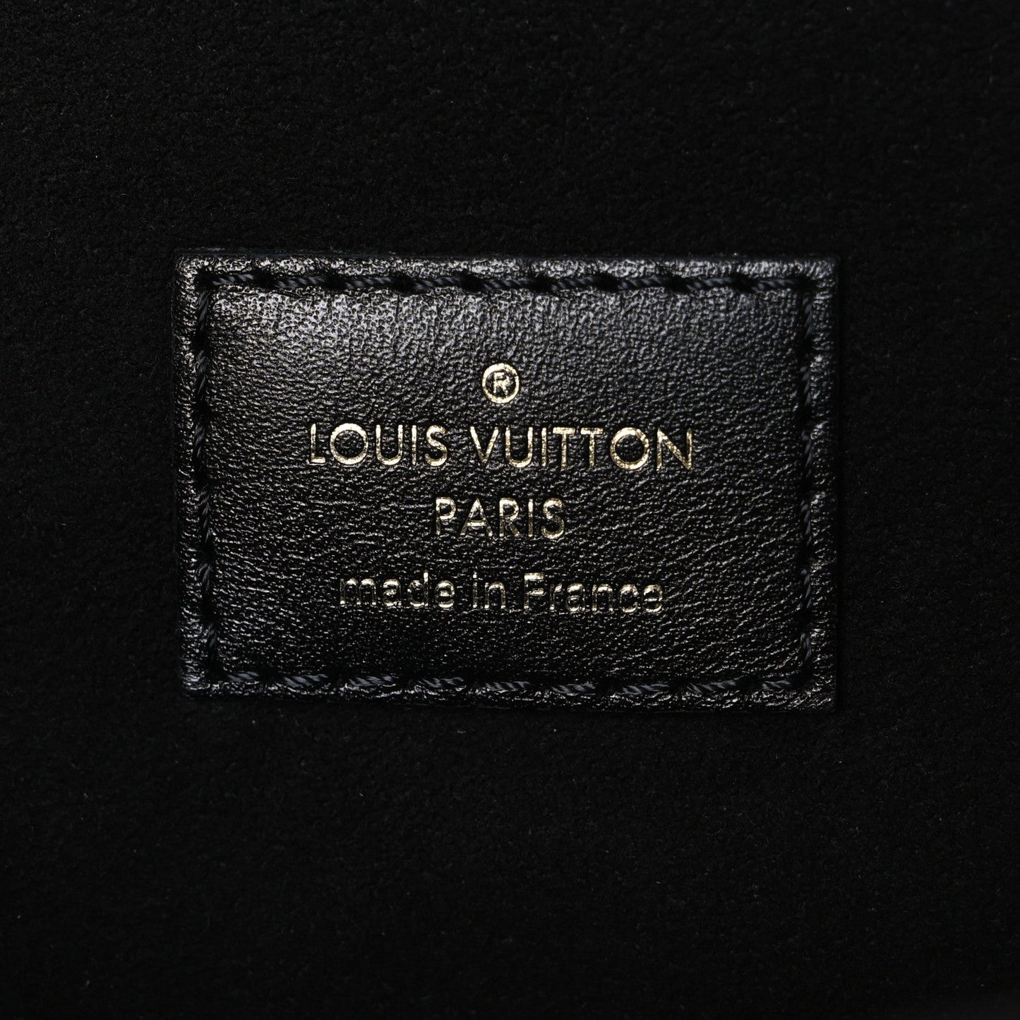 Reverse Monogram Pochette Metis
