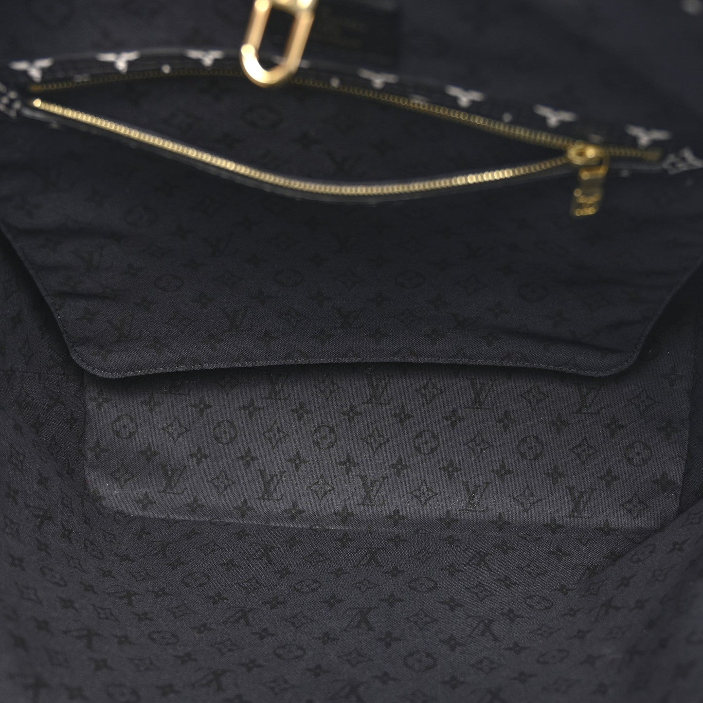 Monogram Giant Crafty Neverfull MM Creme Rouge Black