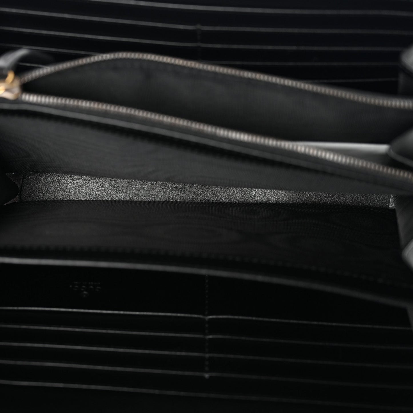 Calfskin Matelasse GG Marmont Chain Wallet Black