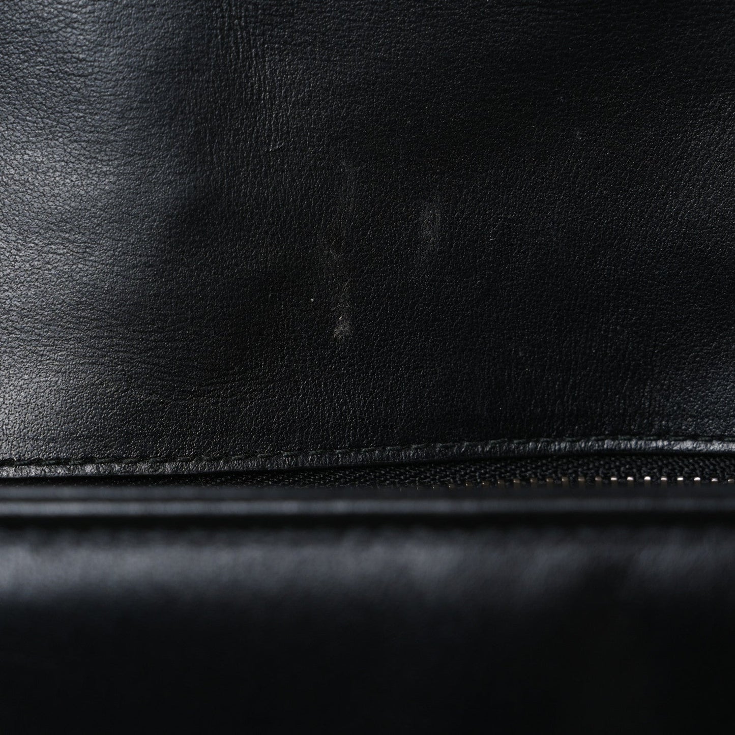 Calfskin Matelasse Medium GG Marmont Shoulder Bag Black