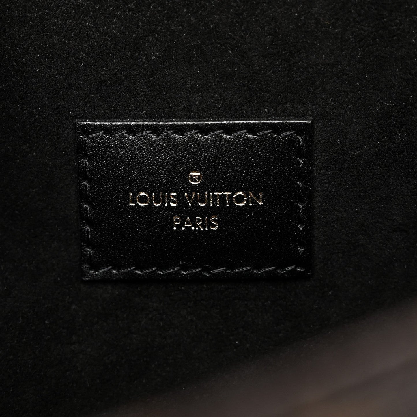 Reverse Monogram Pochette Metis