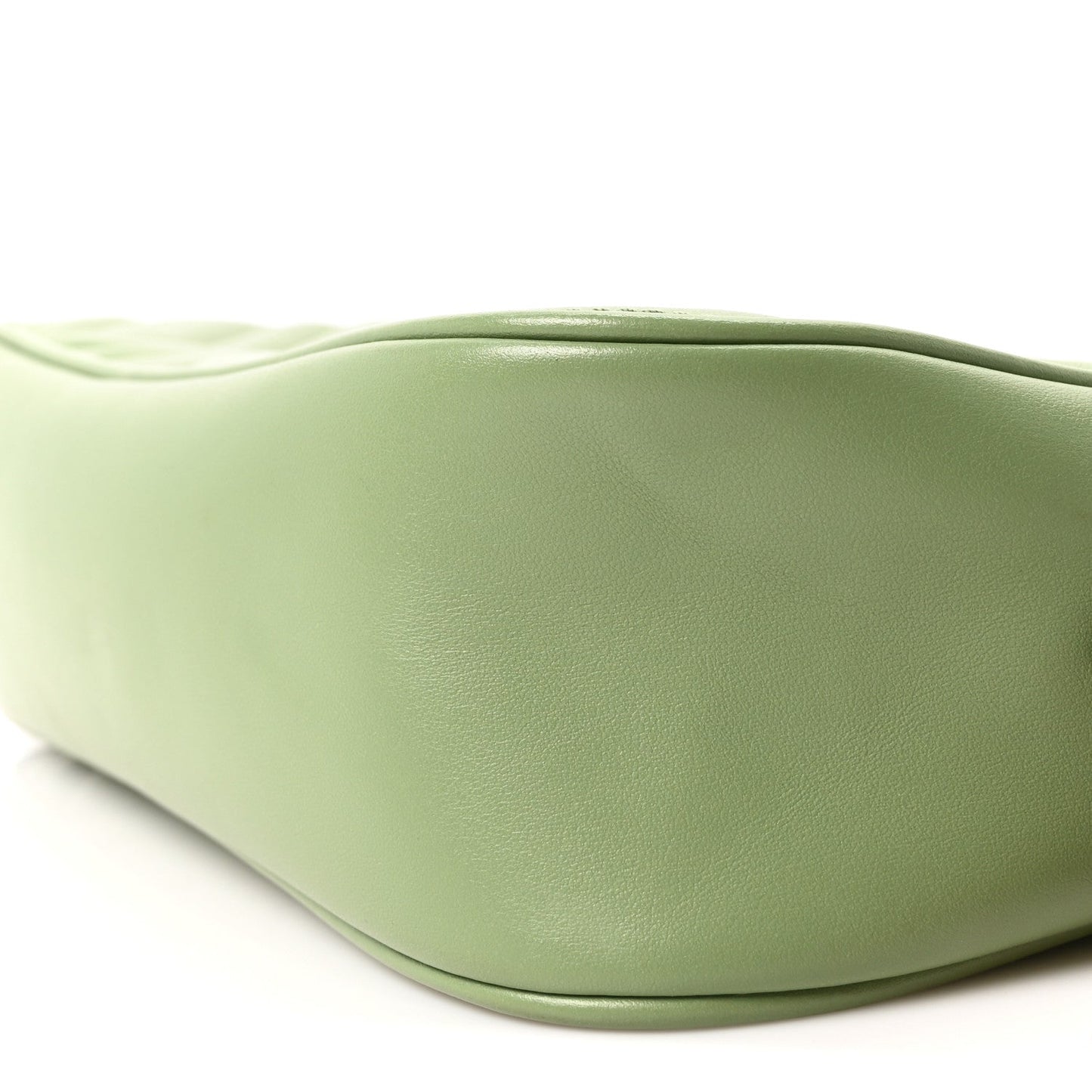 Calfskin Matelasse Small GG Marmont Chain Shoulder Bag Salamander Green