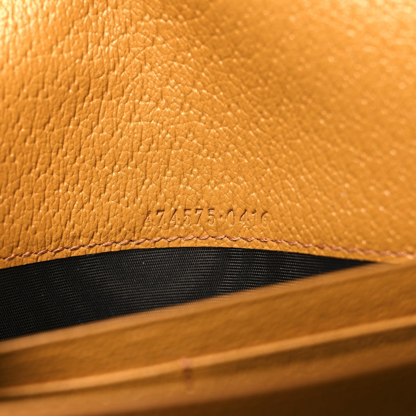Raffia GG Monogram Matelasse GG Marmont Chain Wallet Natural Beige Off White Sun Oil