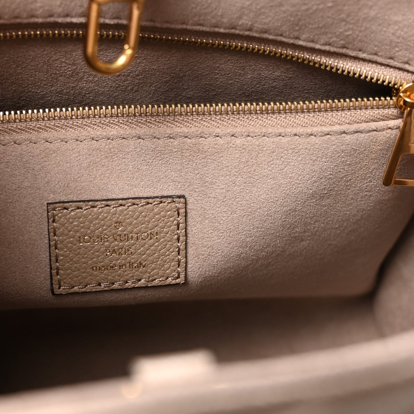 Empreinte Monogram Giant Onthego PM Tourterelle Creme