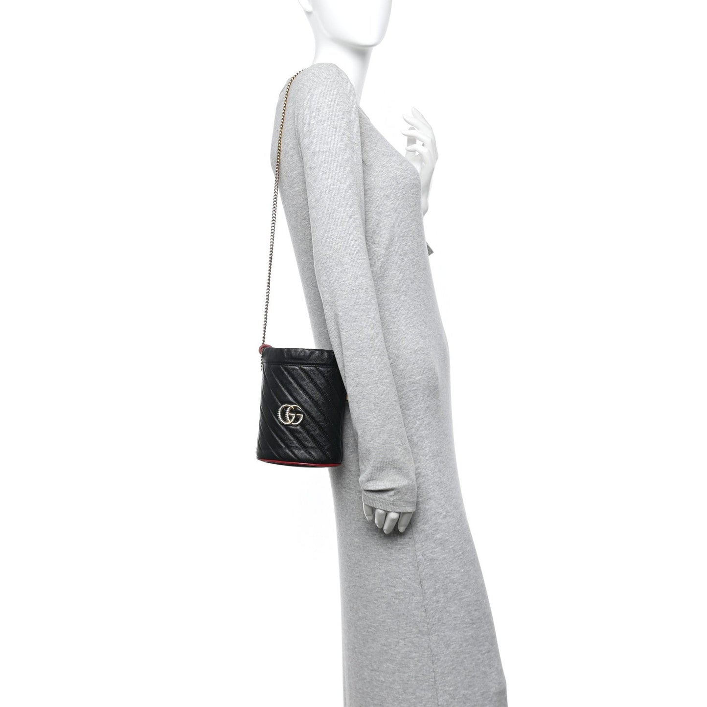 Vintage Effect Calfskin Matelasse Diagonal Mini Torchon GG Marmont 2.0 Bucket Bag Black Romantic Cherry
