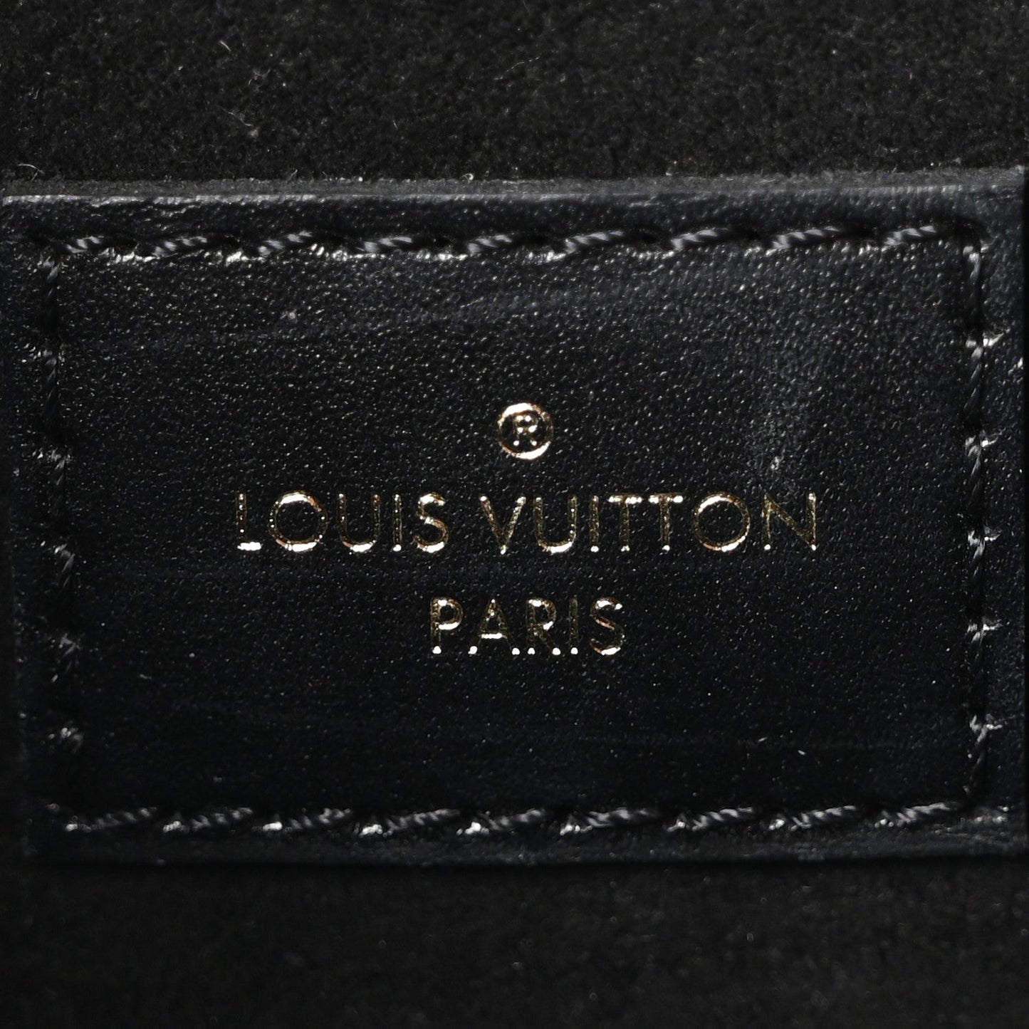 Reverse Monogram Pochette Metis