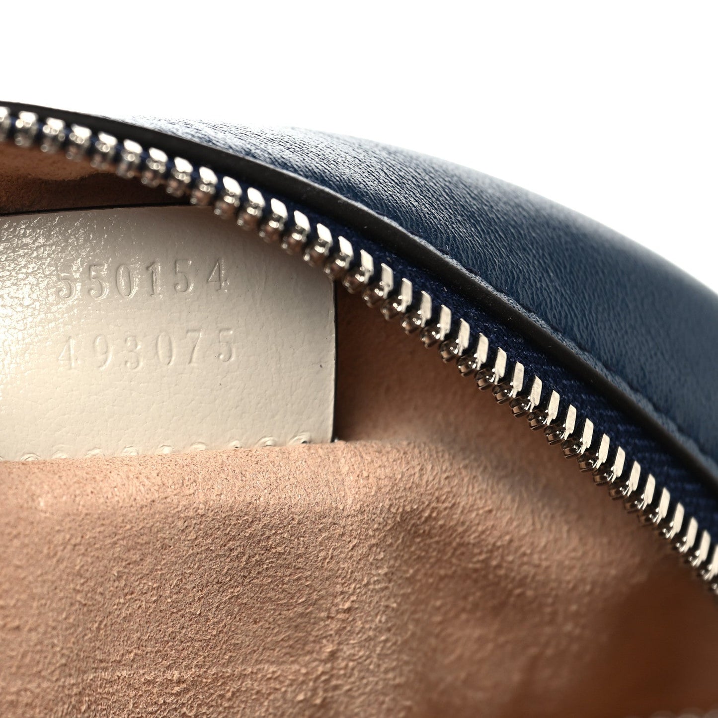 Azalea Calfskin Matelasse Diagonal Mini Torchon GG Marmont Round Shoulder Bag Blue Agata Mystic White