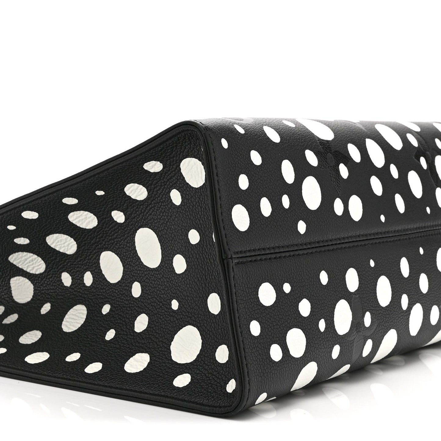 LV X YK Empreinte Monogram Giant Onthego MM Black
