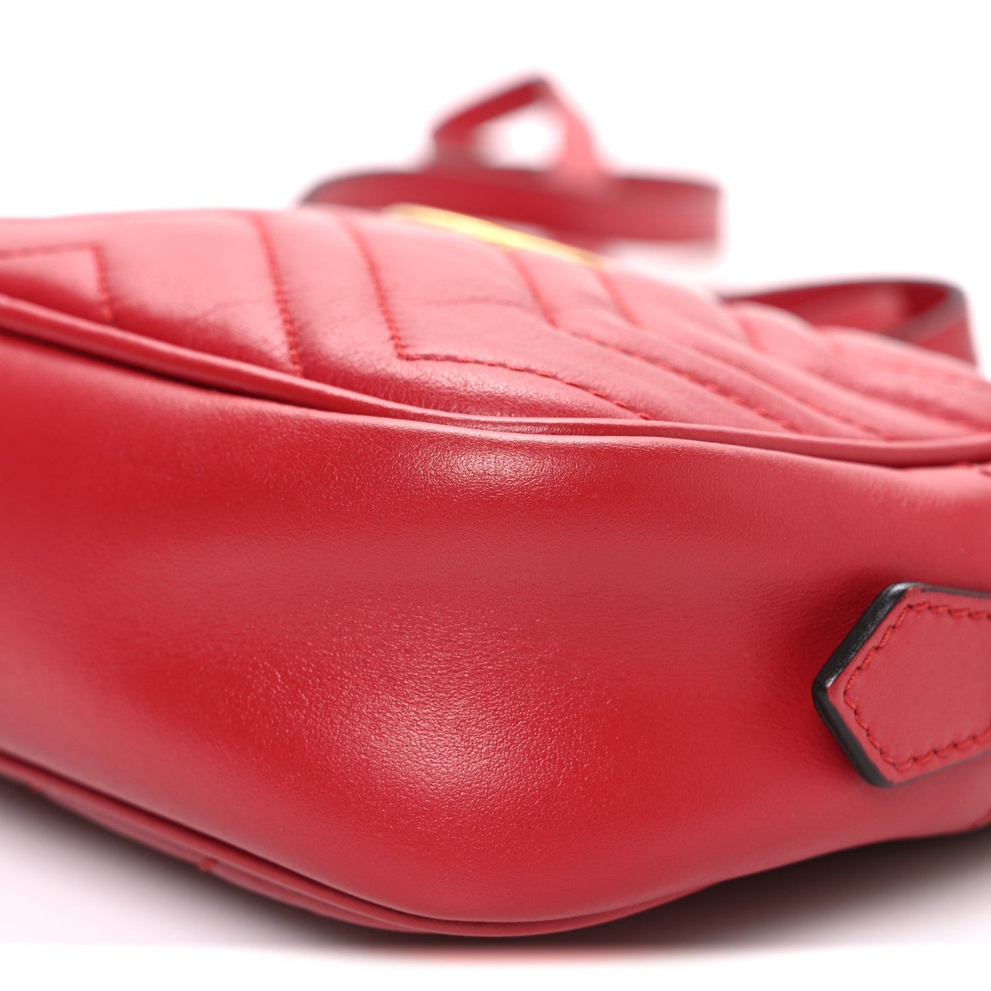 Calfskin Matelasse Mini GG Marmont Chain Shoulder Bag Hibiscus Red