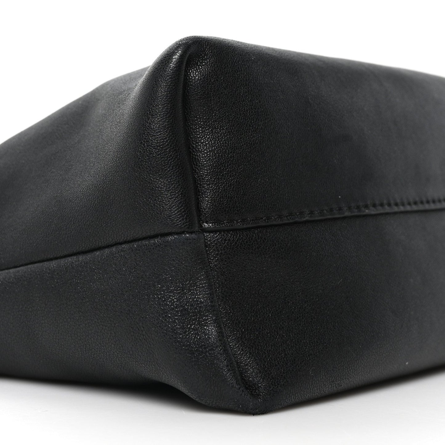 Mellow Nappa Medium Donut Chain Flamenco Knot Clutch Black