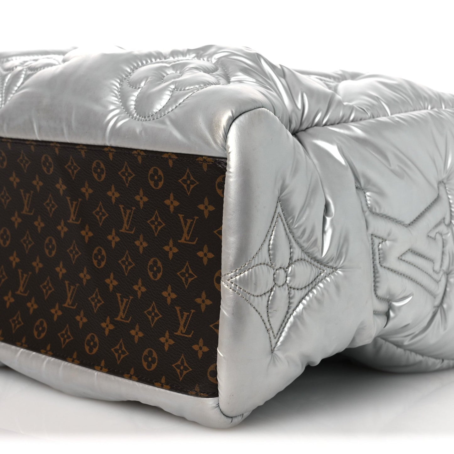 Econyl Monogram Pillow Giant Onthego GM Silver