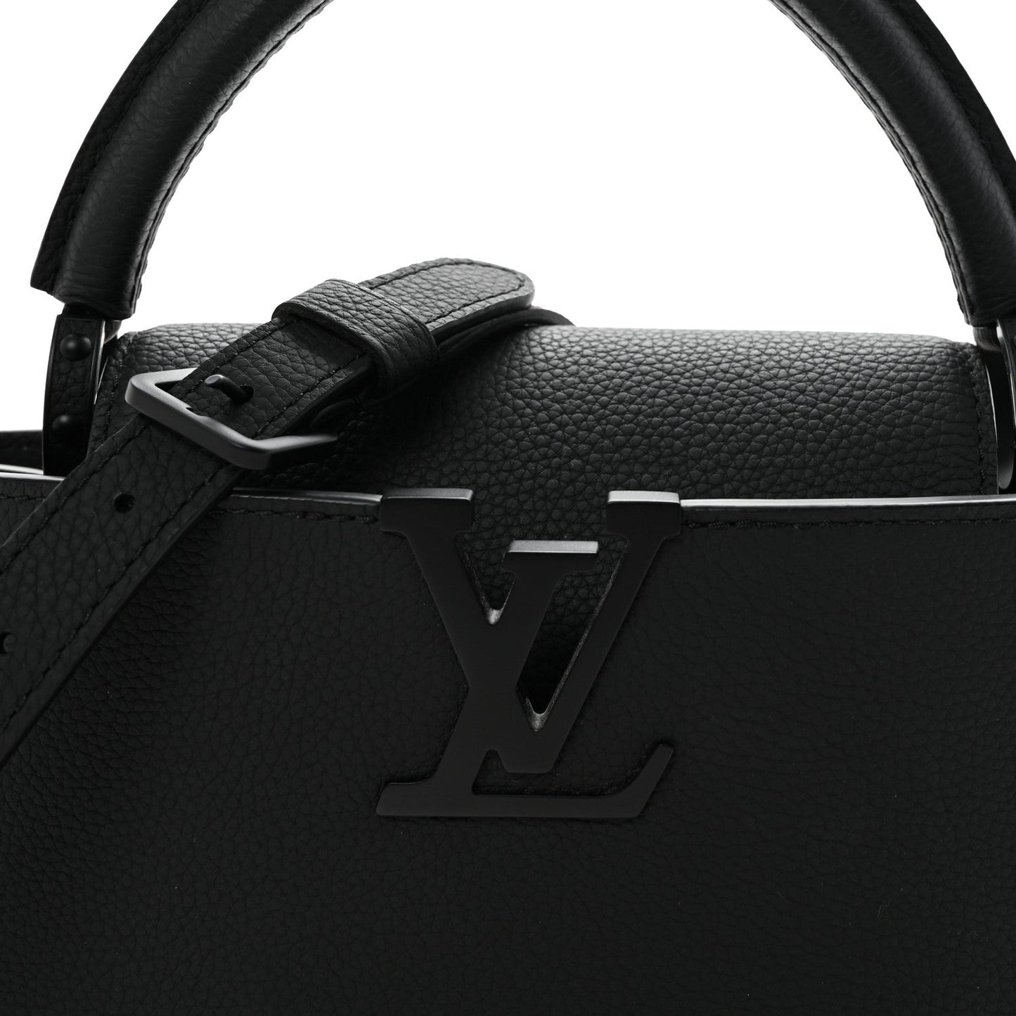 Taurillon Capucines East West MM Matte Black