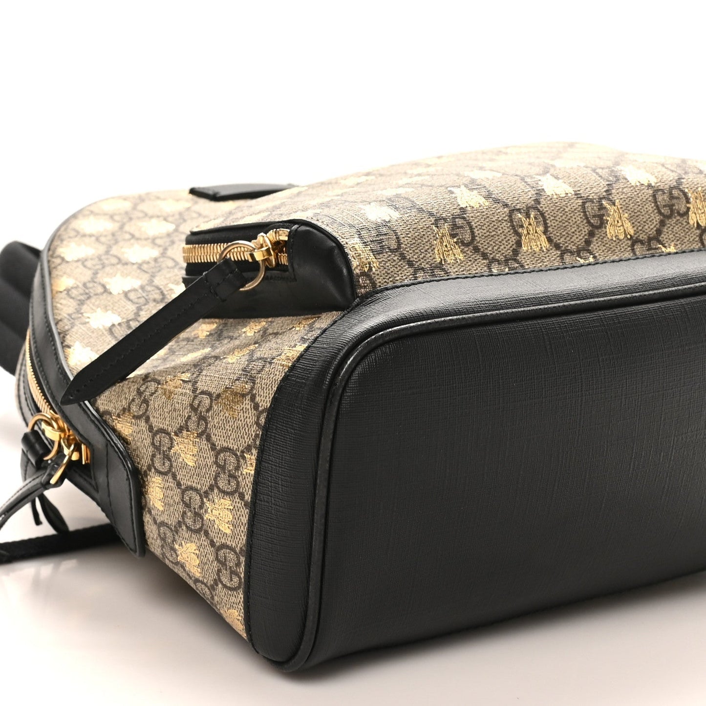GG Supreme Monogram Bees Print Small Day Backpack Beige Oro Black