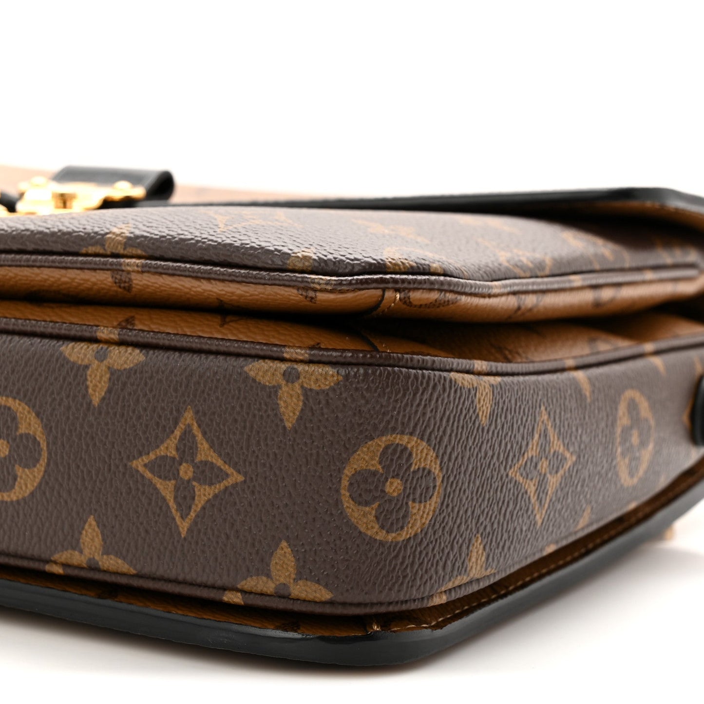 Reverse Monogram Pochette Metis