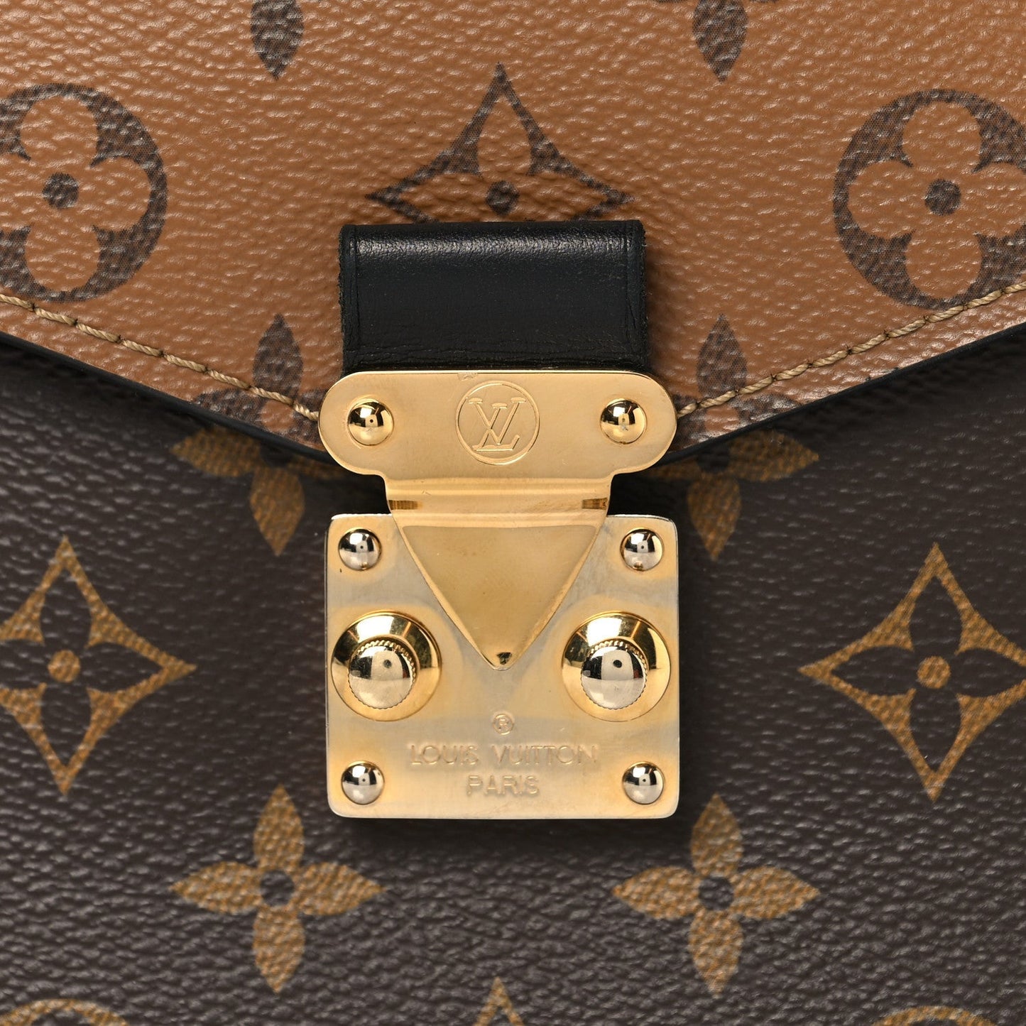 Reverse Monogram Pochette Metis