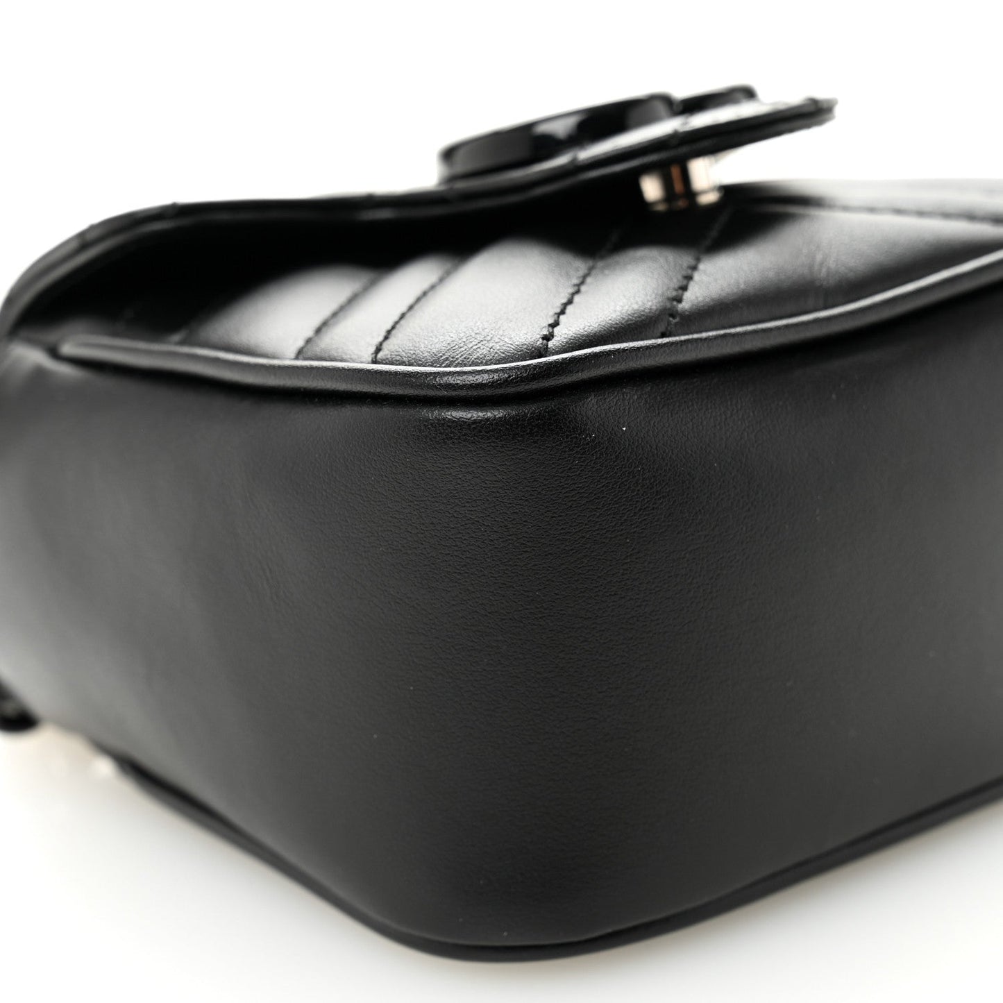Calfskin Matelasse Monochrome GG Marmont Chain Mini Belt Bag Black
