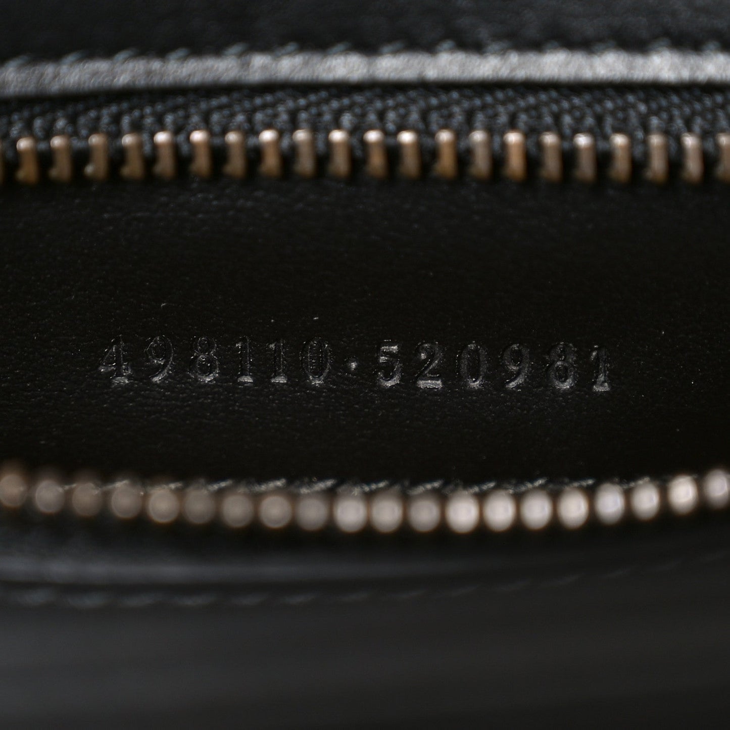 Calfskin Matelasse Small GG Marmont Top Handle Shoulder Bag Black