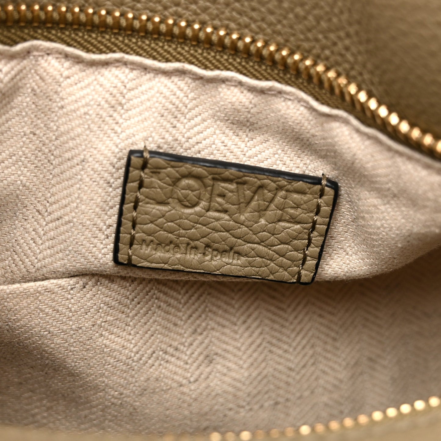 Calfskin Small Puzzle Bag Artichoke Green