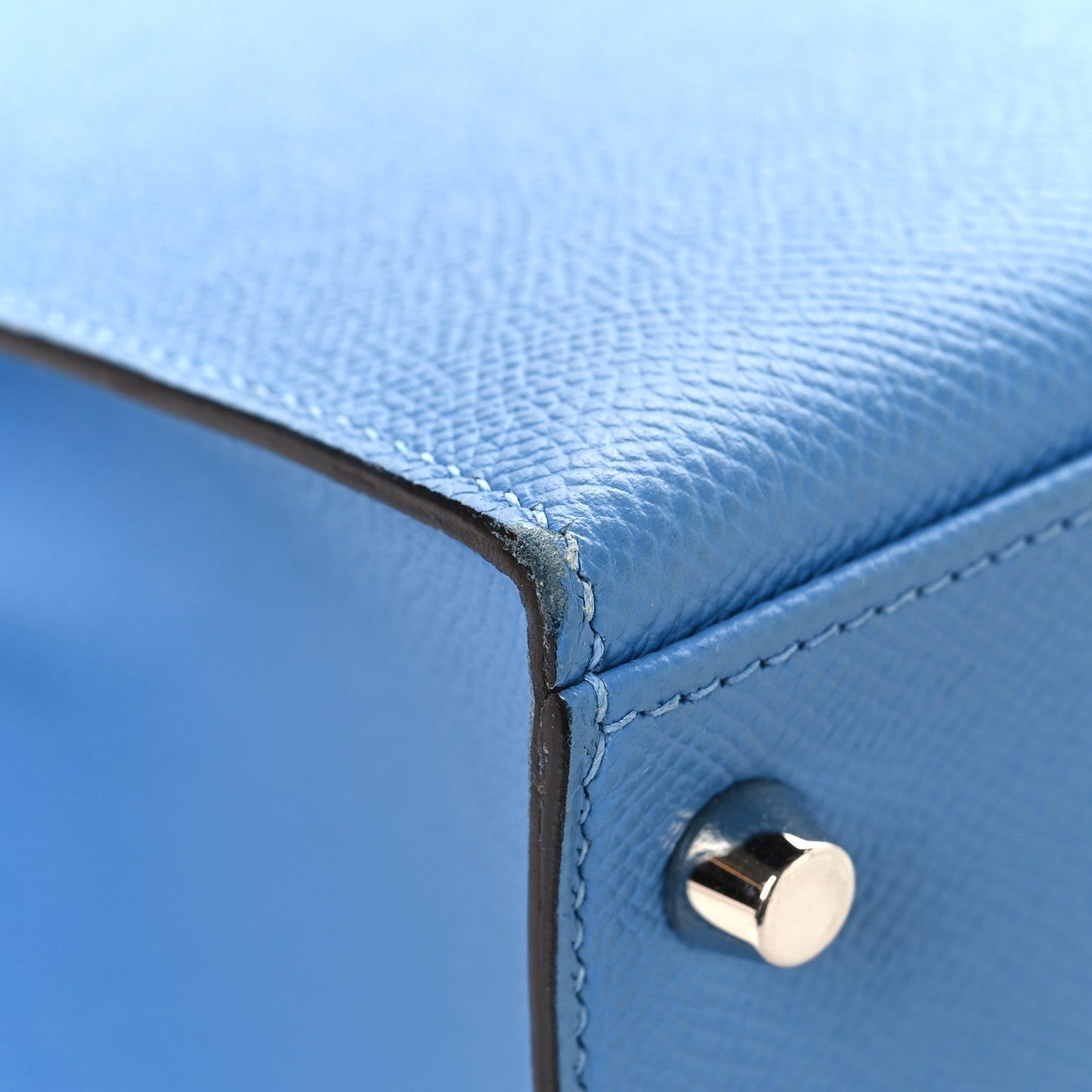 Epsom Kelly Sellier 28 Bleu Paradise