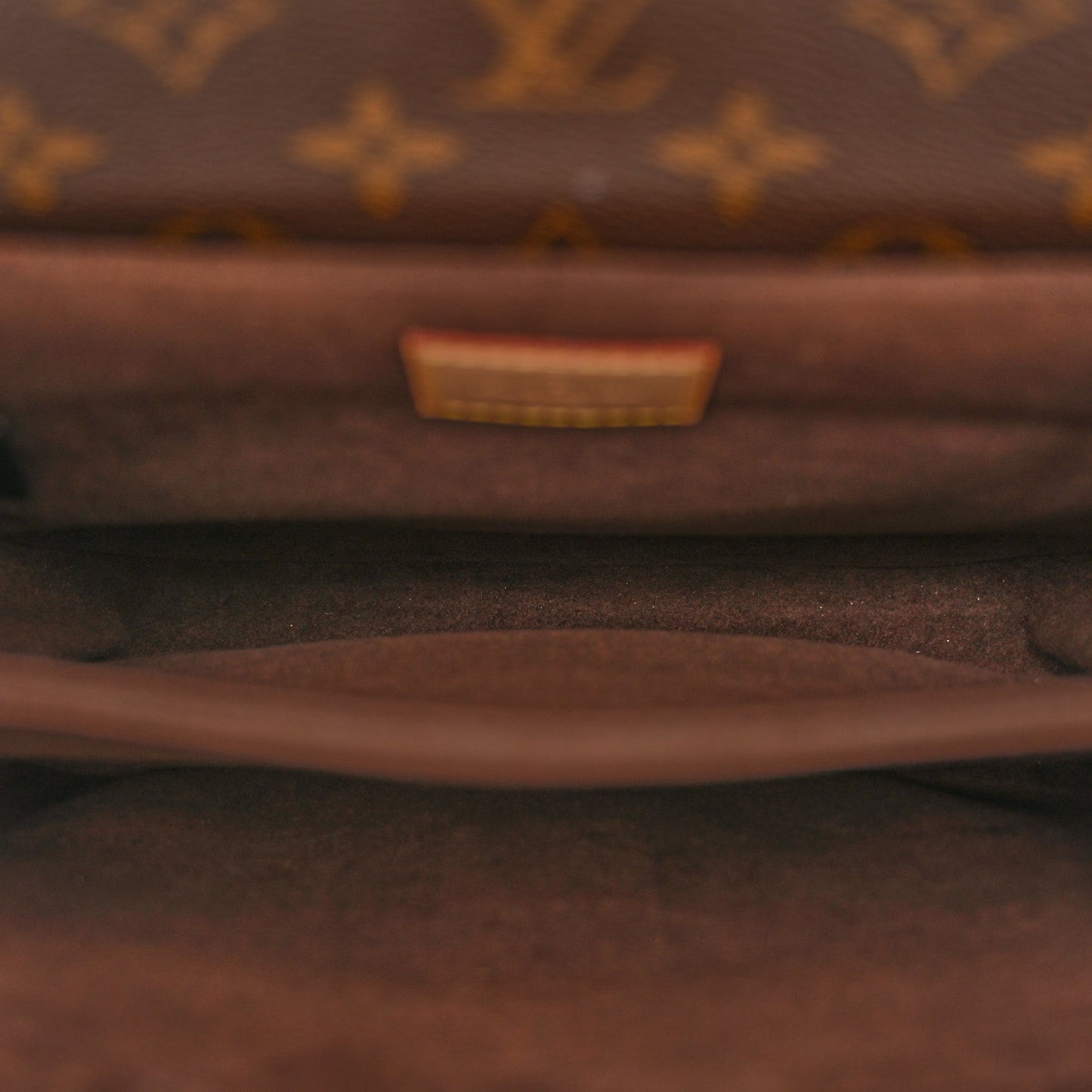 Monogram Pochette Metis