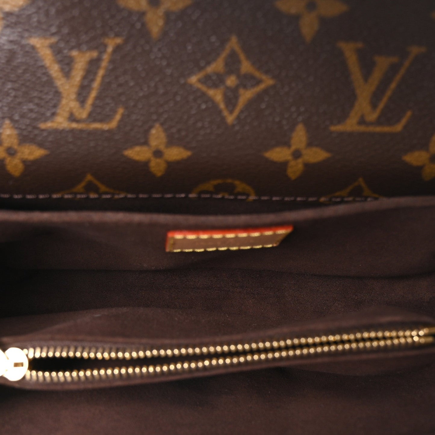 Monogram Pochette Metis East West