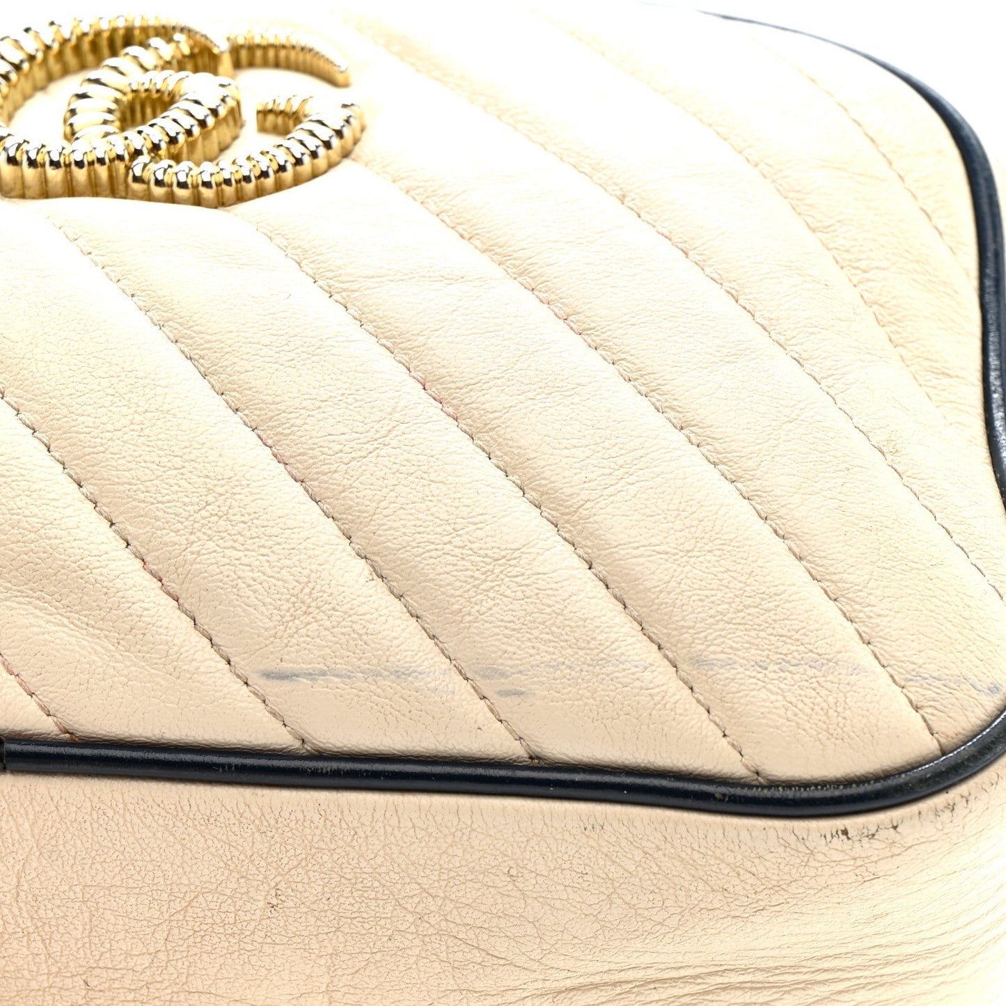 Vintage Effect Calfskin Matelasse Diagonal Small Torchon GG Marmont Chain Shoulder Bag Mystic White Blue Agata