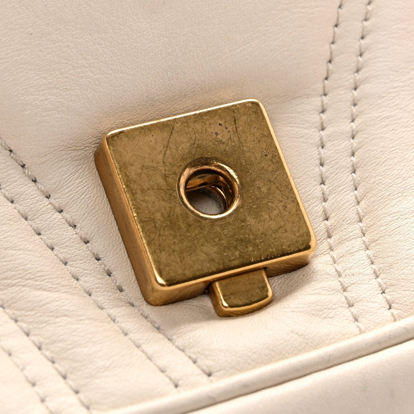 Calfskin Matelasse Small GG Marmont Shoulder Bag White