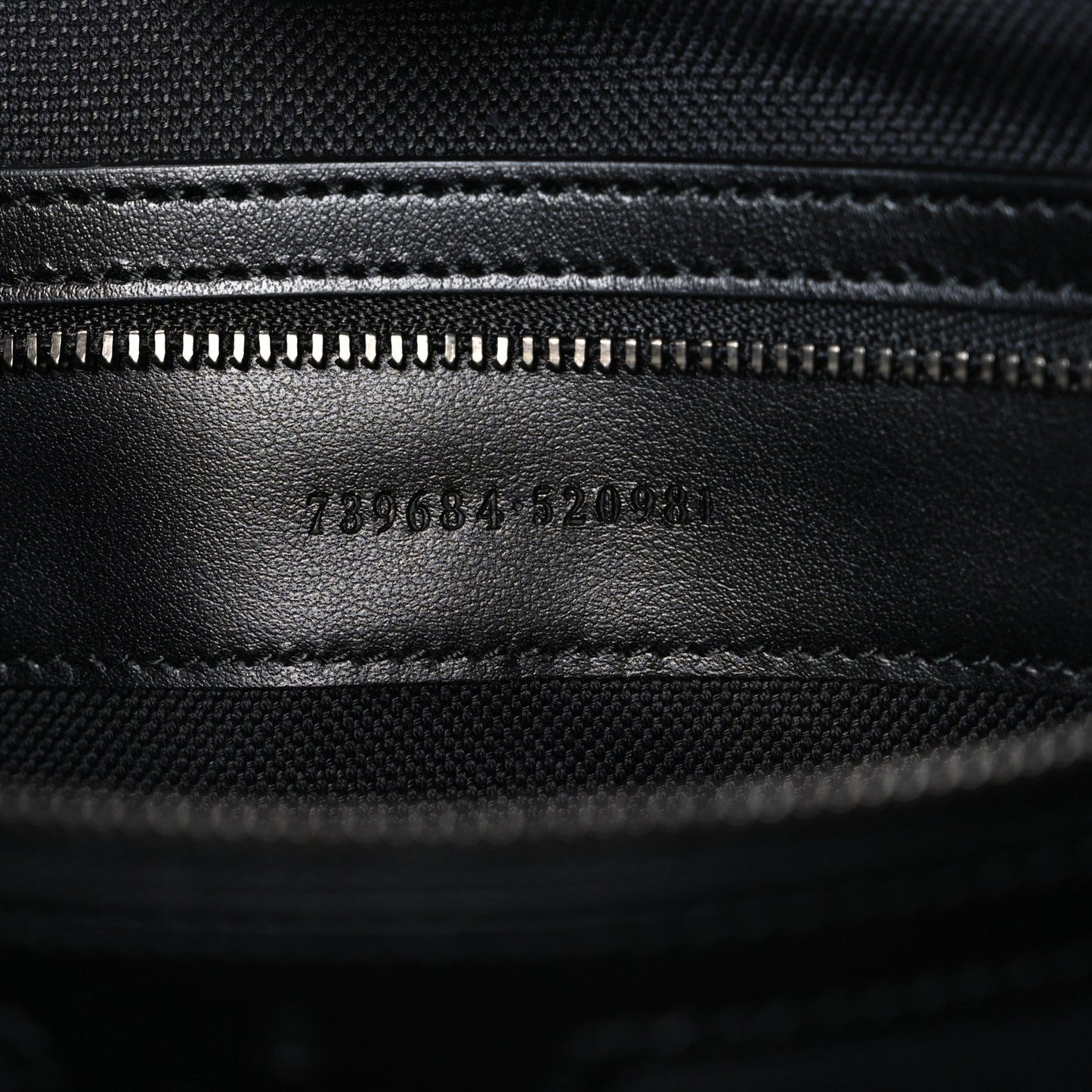 Calfskin Matelasse Monochrome Large GG Marmont Tote Bag Black