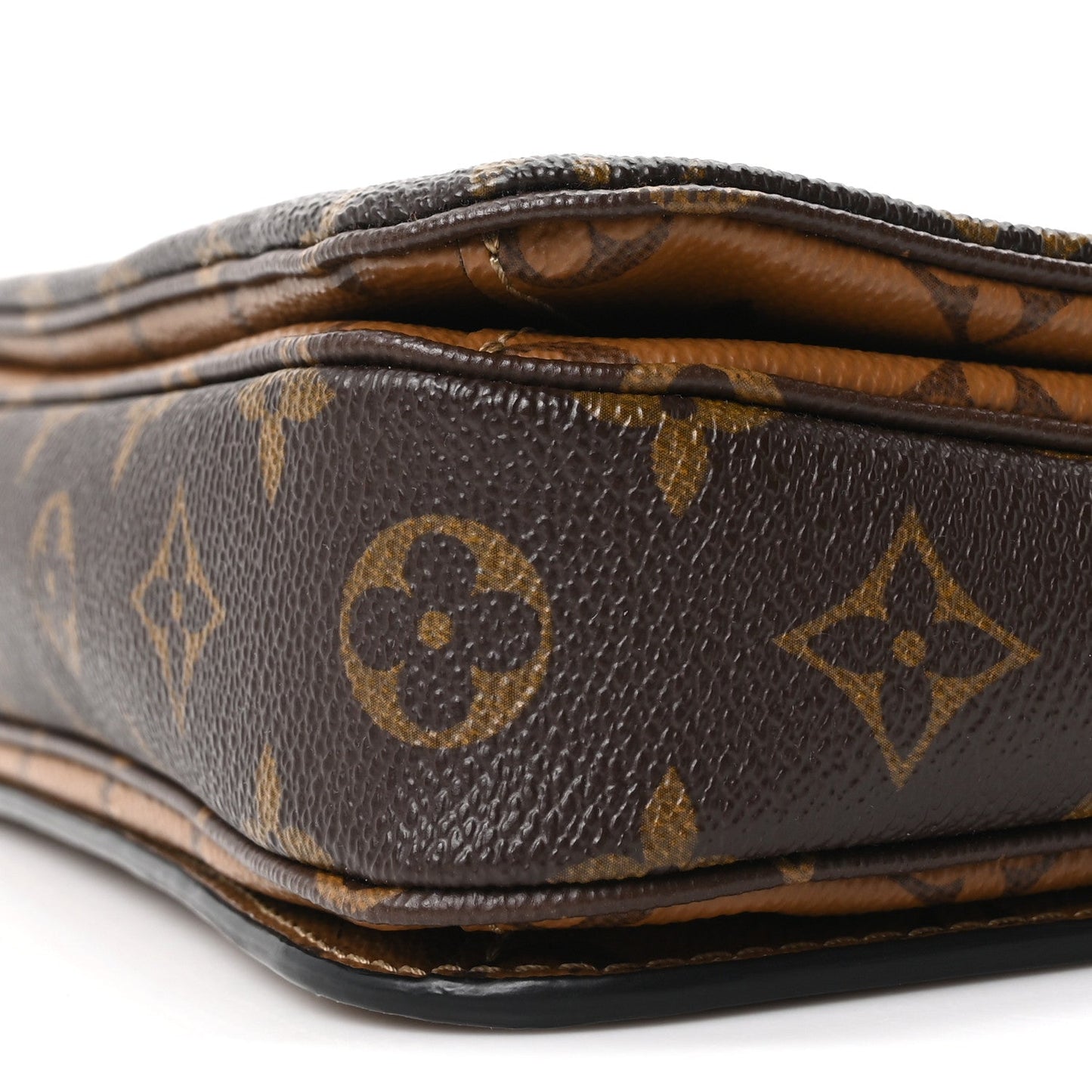 Reverse Monogram Pochette Metis