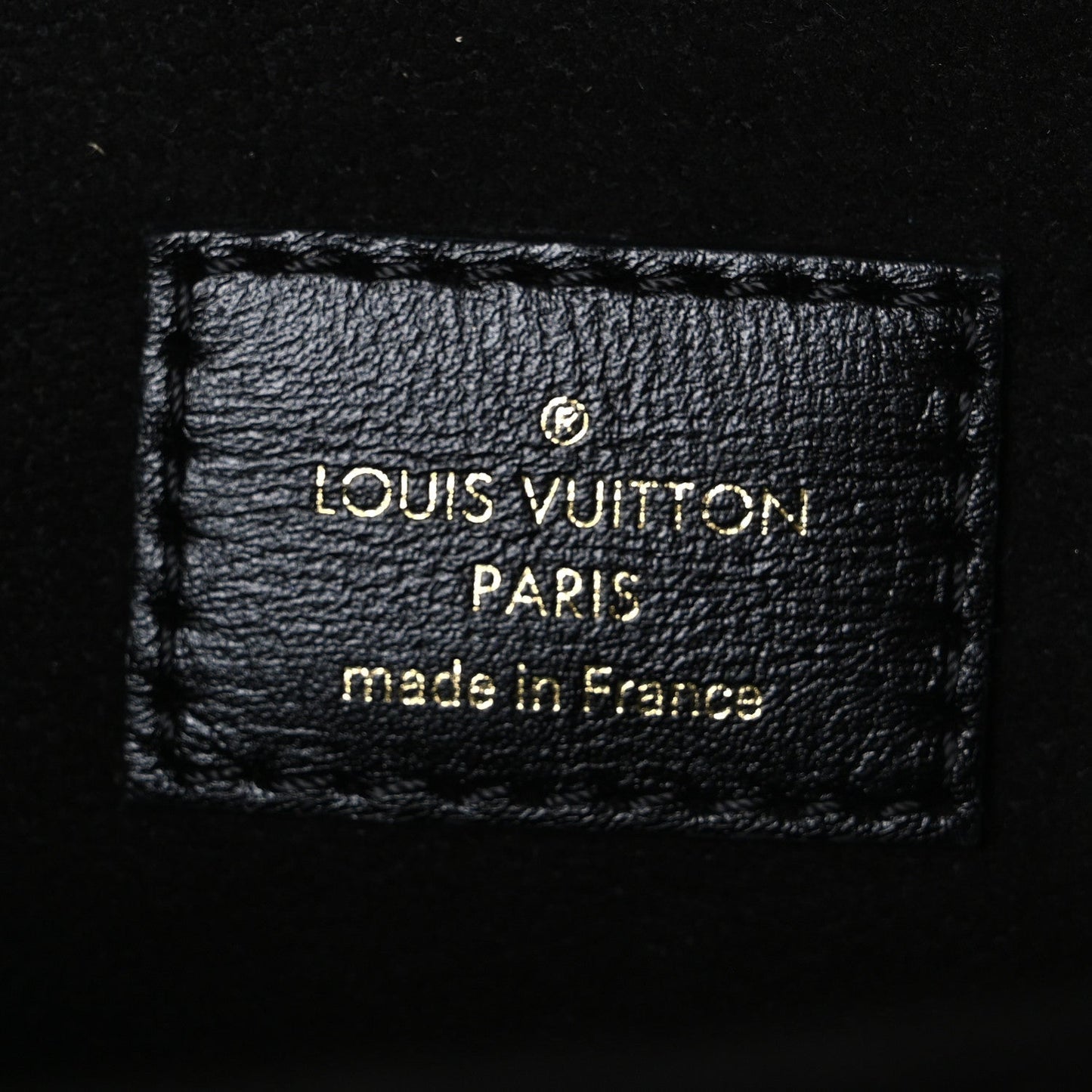 Reverse Monogram Pochette Metis