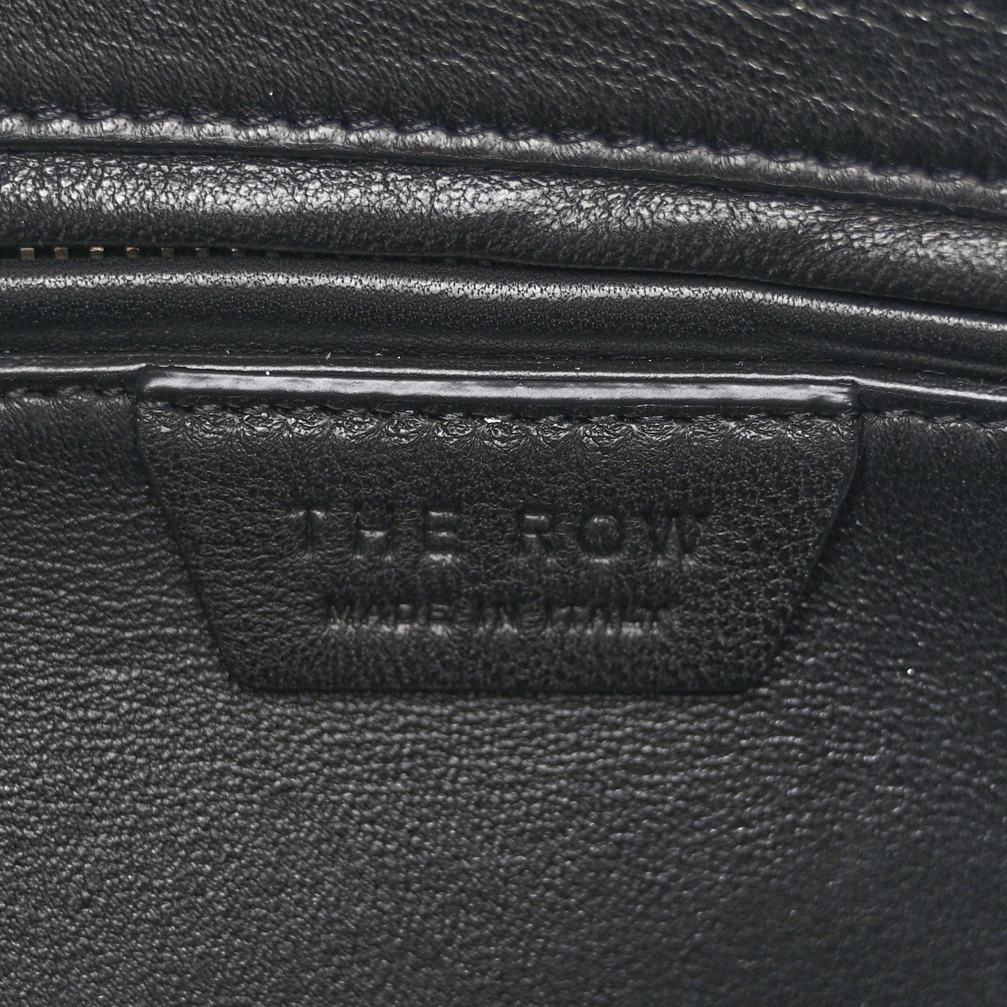 Grained Calfskin EW India Black
