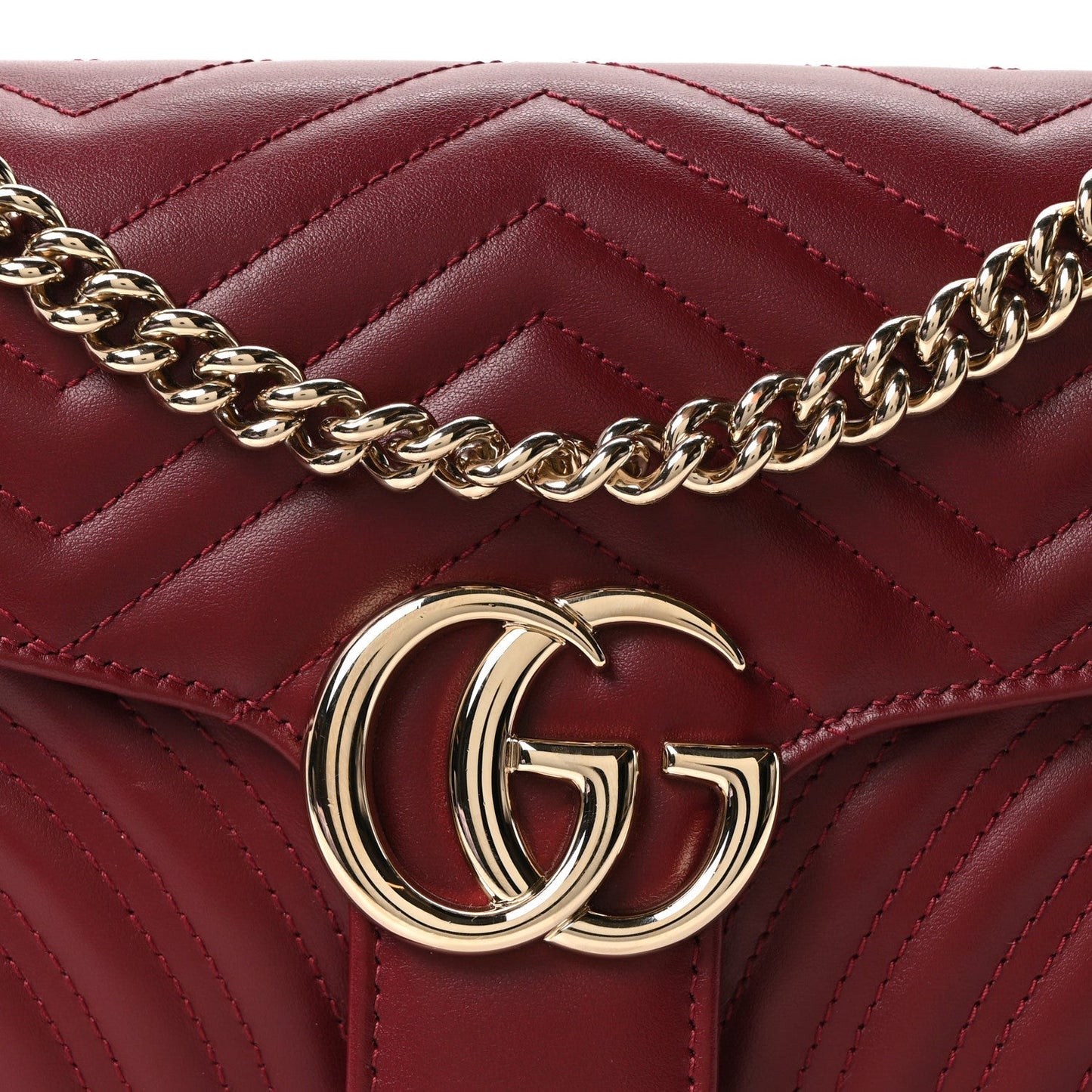 Calfskin Matelasse Small GG Marmont Shoulder Bag Ancora Red