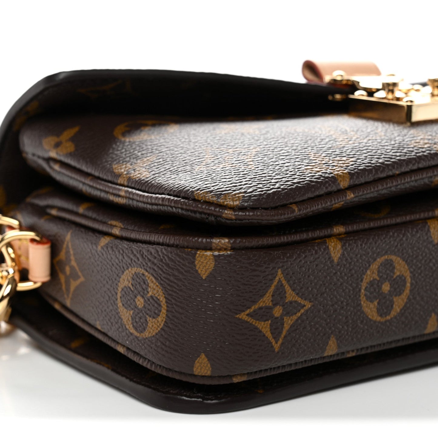 Monogram Pochette Metis East West