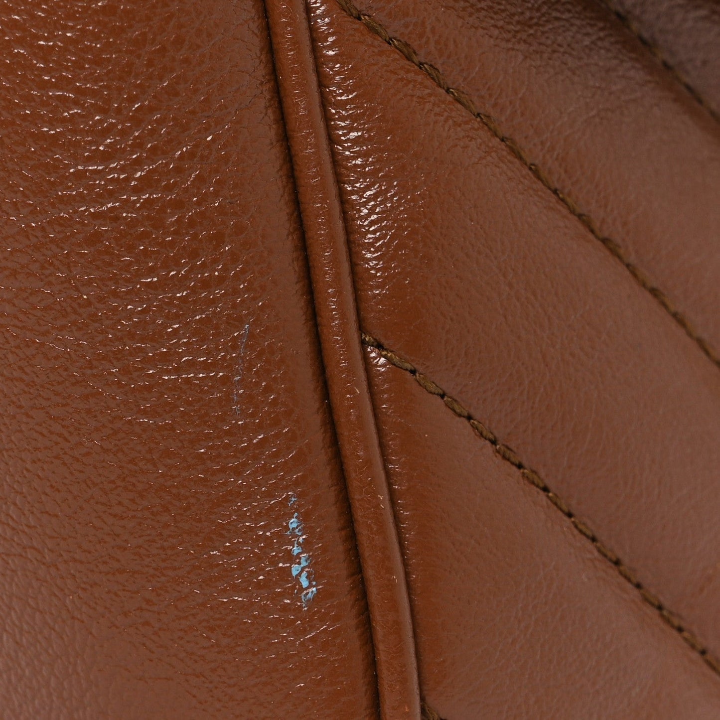 Azalea Calfskin Matelasse Diagonal Small GG Marmont Shoulder Bag Cuir